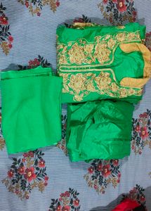 Pakistani Kurta With Dupatta And Patiyala