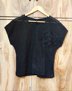 Chic Black Lace Top si,e-36