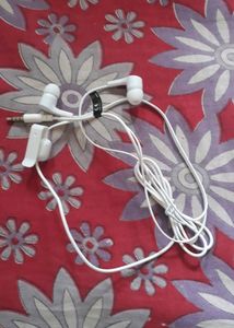 Ubon Earphone