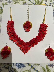 Red Floral Jewellery Set