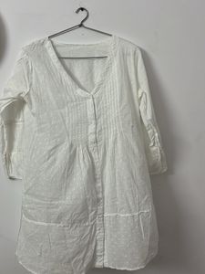Aline White Kurti