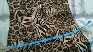 Strechable,Leopard Print Kurti (Size &#34;L&#39;)