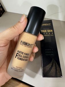 NEW! Insight True Skin Serum Foundation - MN18