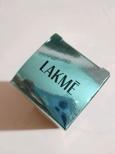 Hyaluronic Dewy Micro Essence