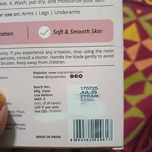 Carmesi Soft Body Razors ( Set Of 3)