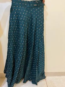 Alia Bhat Wore Same Skirt And Blouse With Squin