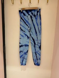 Victoria Sectret Pink Blue Tie Dye Leggings
