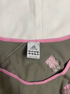 Adidas T-shirt