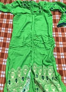 Green Embroidered Kurta