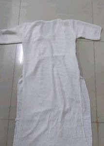 White Pure Cotton🤍With Thread Work Kurti