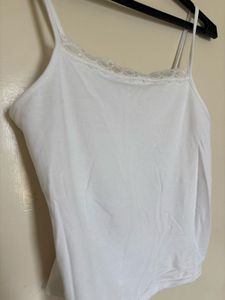 H&amp;M LACE DETAILED TOP