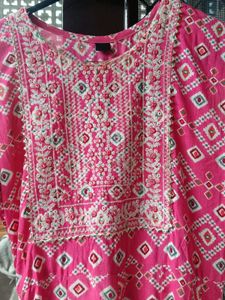 Anarkali Suits For Cute Girls..