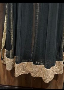 Naira Cut Kurti M Size