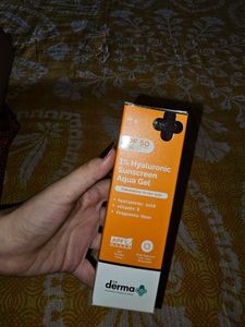 1% Hyaluronic Suncreen Aqua Gel