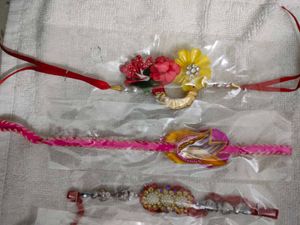 8 pcs Rakhi for Brothers