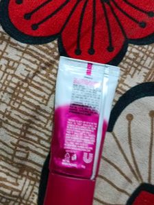 Combo Of Hairclip,Lakme,Fair&amp; Lovely