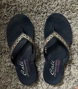 Skechers Cali Yoga Foam Navy Flip Flops