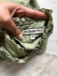 Green Long Sleeve Top