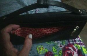 Khadims Clutch