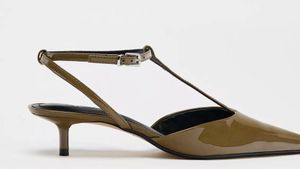Zara  Strappy sling back kitten heels
