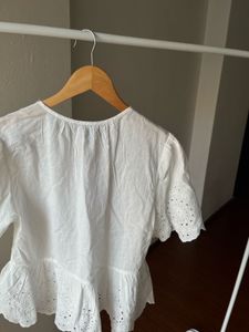NEW LOOK White Broderie Anglaise Tie Front TOP