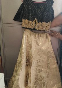 Beautiful Shoulder Cut Crop Top And Skirt