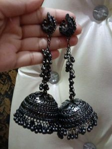 Earings