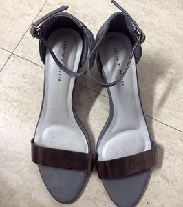 Lemon & Pepper Heels