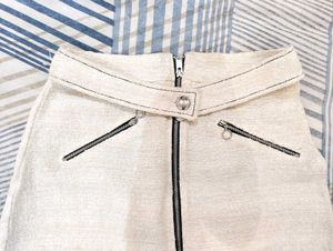 Zara Basic Miniskirt In off-white With Zip Detail