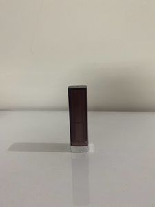 Maybelline Lipstick In The Shade Barely Nude