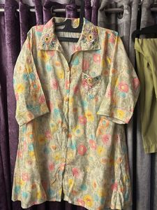 Floral Top &amp; Olive Green Pants