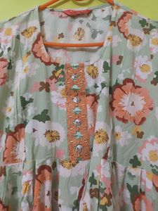 feeding gown
