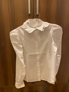 frame white shirt