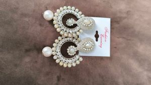 Elegant Earrings and Maang Tikka Set