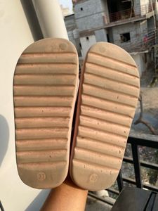 Puff Pink Sliders