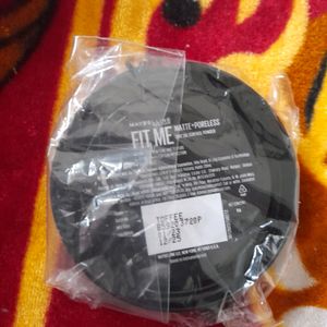 rMaybline  Me Compact  330 Shade New With Tag Its