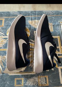 Nike Tanjun Running Shoes
