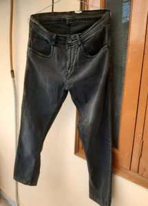 Charcoal black straight fit denim 💕