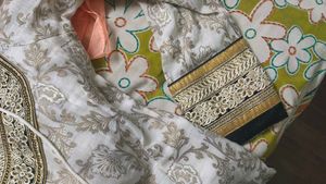 Floral Embroidered Long Pakistani Styled Kurta