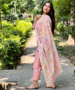 Elegant Pink Kurta Set with Dupatta💗