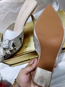 Bow Heels
