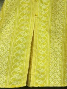 Yellow Chicken Kari Kurti