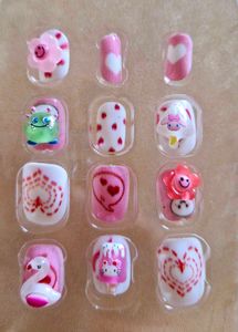 Pack Of 12 Press On Nails