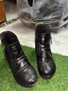 Boots for women