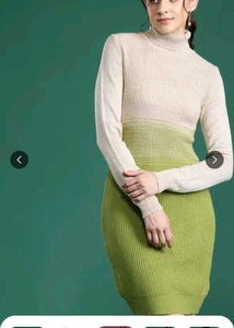 Stylish Two-Tone Knit Dress