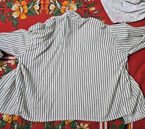 Striped crop shirt
