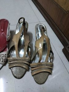 Heels In Cream Colour