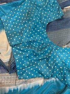 blue saree with blouses