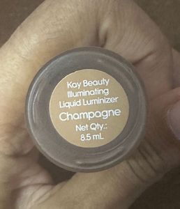 KayBeauty Liquid Highlighter ✨