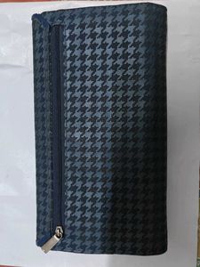 Baggit Women&#39;s Navy Blue Wallet